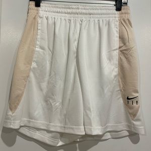 Nike Dri-Fit Fly Women’s Basketball Shorts - Medium